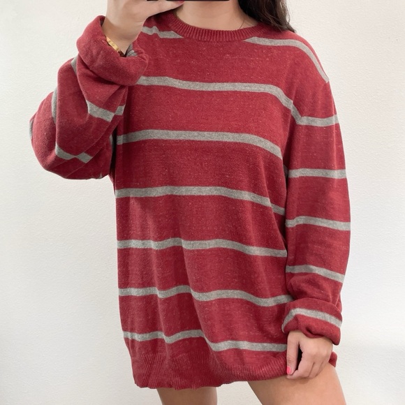 Red and gray striped lightweight sweater - Picture 1 of 3
